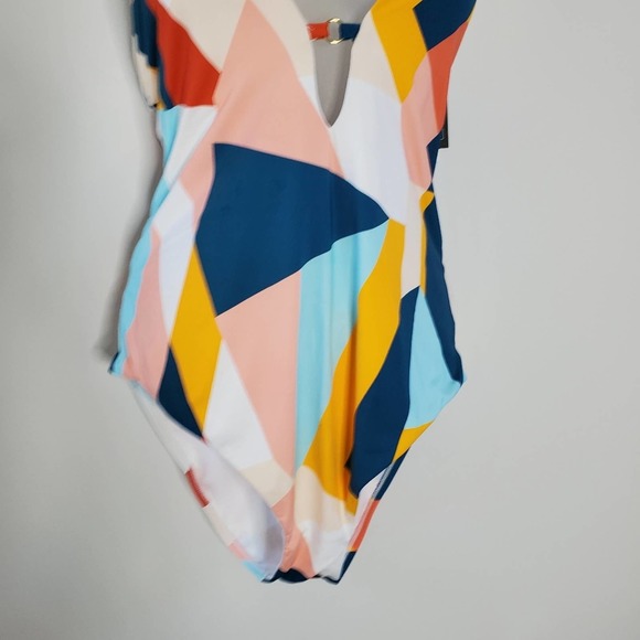 BAR III Pop Art Printed Strappy-Back One-Piece Swimsuit Size XL - Picture 3 of 6